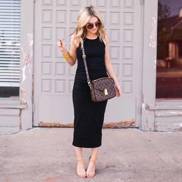 Michael Stars Dresses & Skirts - Michael Stars Revolve Black Ruched Racerback Midi Dress NWT